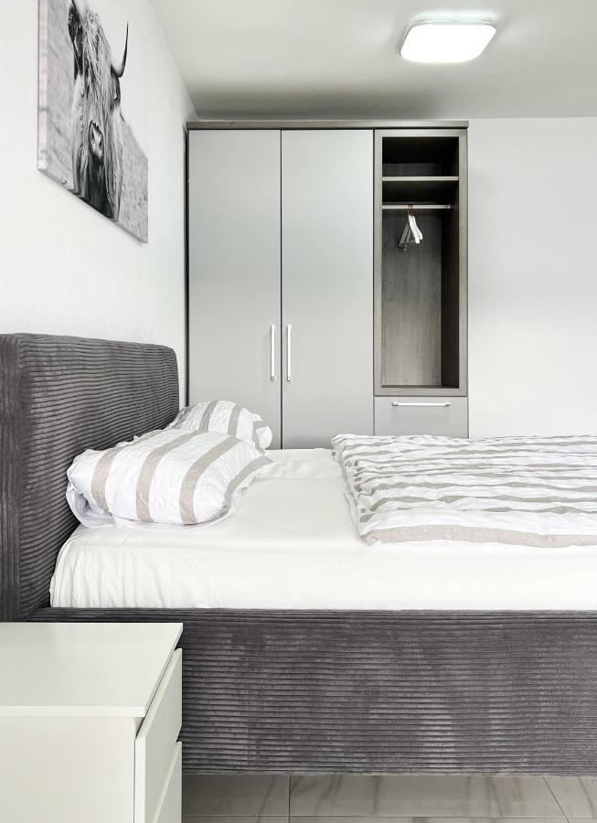 Modernes Apartment Mit Stil In City Lage كارلسروه المظهر الخارجي الصورة