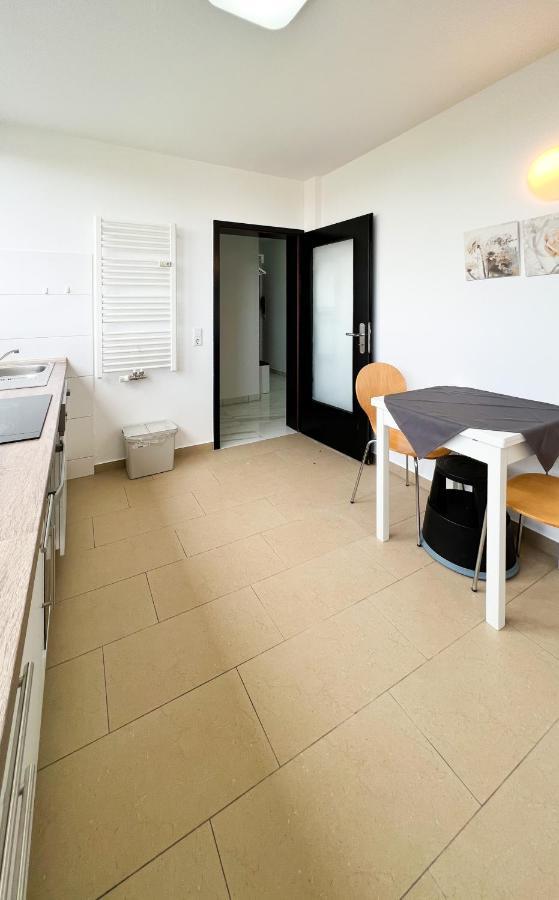 Modernes Apartment Mit Stil In City Lage كارلسروه المظهر الخارجي الصورة