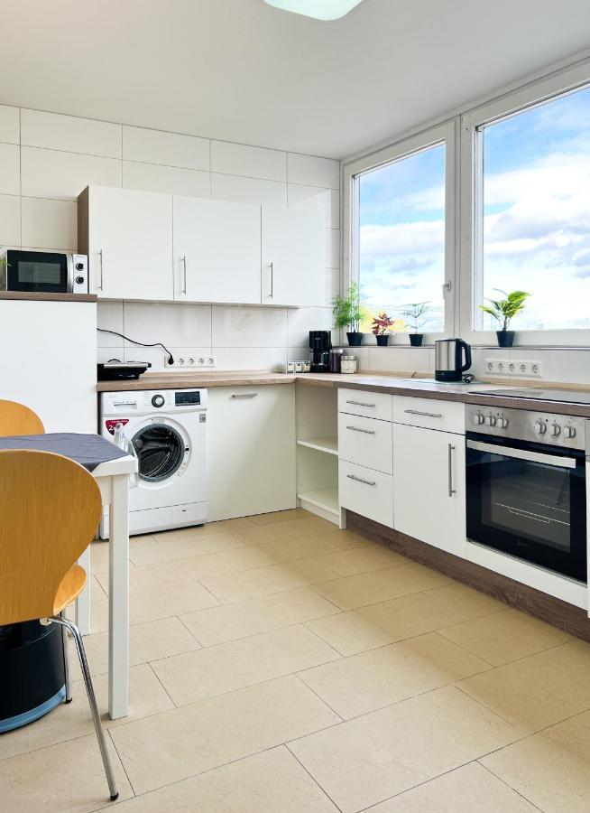 Modernes Apartment Mit Stil In City Lage كارلسروه المظهر الخارجي الصورة